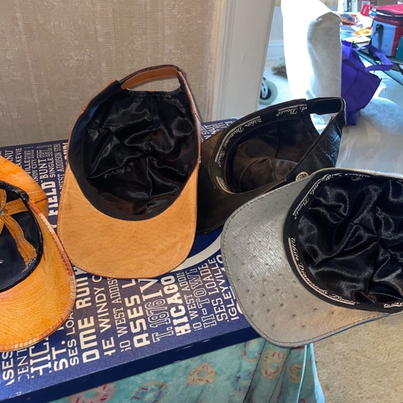 Bundle of 4 Ostrich skin Cap , Medium SZ/adjustable - Picture 9 of 10